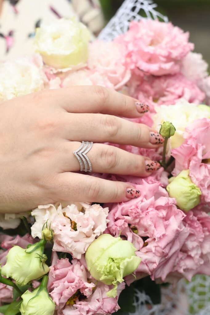 Short nail art flowers Nail art flowers